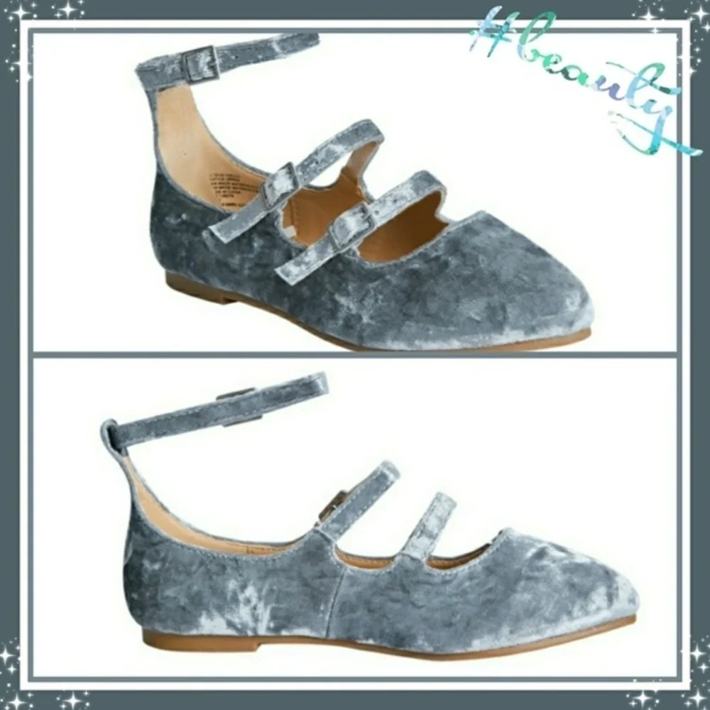 Fabkids ✦ Deep Blue Velvet Triple-Buckle Flats ✦ Princess Dress Shoes Sz 5 NWT